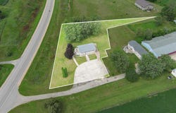510 Radio Park Ln, Waukon, IA 52172
