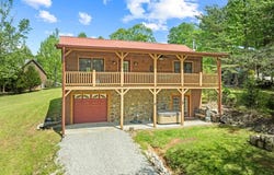 2021 Milky Way Drive, Jamestown, TN 38556