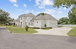 101 Turfway Drive, Lafayette, LA 70508