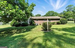278 Oak Hill, Rockmart, GA 30153