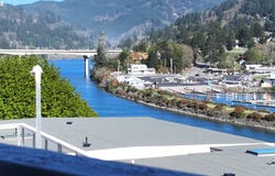 222 DEL NORTE Ln, Brookings, OR 97415