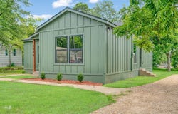 2540 E Price Street, Paris, TX 75460