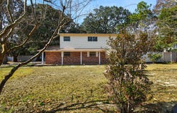 1202 NE Beachview Drive, Fort Walton Beach, FL 32547