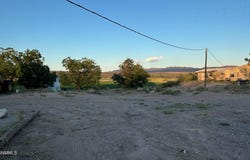231 Las Palomas Cyn Road, Williamsburg, NM 87942