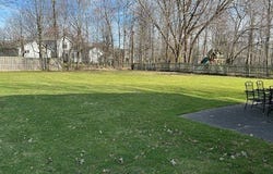 1939 Winchester Road, Lyndhurst, OH 44124
