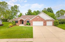 9867 Rambouillet, ROSCOE, IL 61073