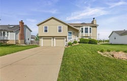 17451 S Ingrid Street, Gardner, KS 66030