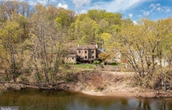 1820 EASTON ROAD, KINTNERSVILLE, PA 18930