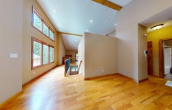 1106 SW Red Oaks CT, Topeka, KS 66615
