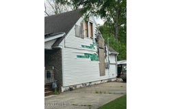 205 Kenoak Dr, Louisville, KY 40214