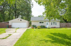 35109 Elm Road, Grafton, OH 44044