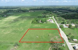 6777 E Highway 32, El Dorado Springs, MO 64744