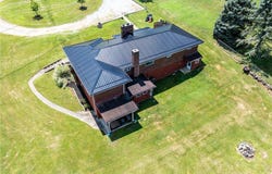 1526 Millers Run Rd, Mt Pleasant Twp, PA 15057