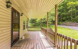60 Carr Lane, Pine Top, KY 41843