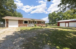 5781 Long State Highway Y, Conway, MO 65632