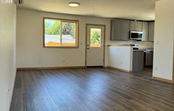 777 ST CHARLES ST, Eugene, OR 97402
