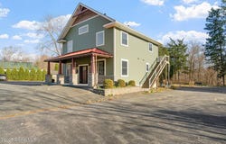 658 Saratoga Road, Glenville, NY 12302
