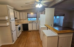 20451 Powell Rd, Dunnellon, FL 34431