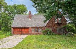 2936 N Wedgewood, Wichita, KS 67204