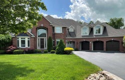 7 Champagne Terrace, Bedford, NH 03110