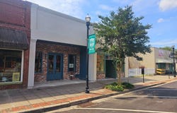 2725 Cleveland Street, Elloree, SC 29047