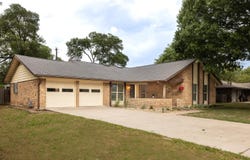 2306 Monarch DR, Austin, TX 78748