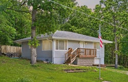 26103 Silver Road, Hermitage, MO 65668