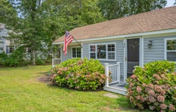 40 Red Lily Pond Road, Centerville, MA 02632