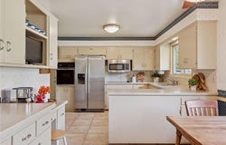 8125 W 18th Street, Saint Louis Park, MN 55426