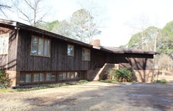 100 Carolina Avenue, Williamston, NC 27892
