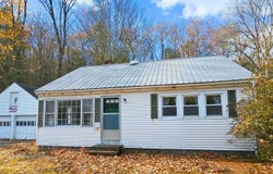 1555 W River Road, Dummerston, VT 05301