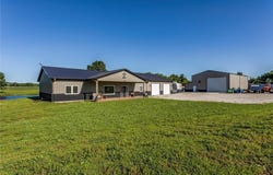 1982 Indiana Road, Ottawa, KS 66067