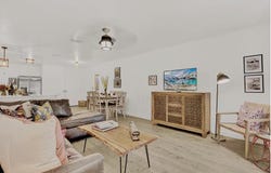 907 Hill St, Fredericksburg, TX 78624