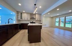 400 DEB Lane, WARMINSTER, PA 18974