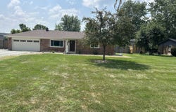 6881 W 200 S, New Palestine, IN 46163