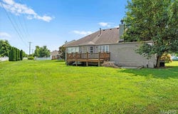 651 Glen Mor, Belleville, IL 62221