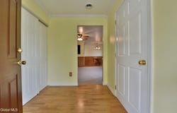 1200 Hillside Avenue, Niskayuna, NY 12309