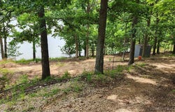 271 Racetrack Circle, Linn Creek, MO 65052