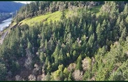 HWY 138 West, Oakland, OR 97462