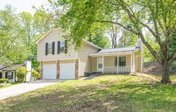 1147 Williamsburg Lane, Norcross, GA 30093