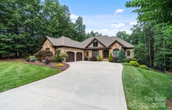 146 Bullfinch Road, Mooresville, NC 28117