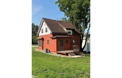 302 W Call Street, Algona, IA 50511