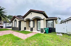 10886 SW 242nd St, Homestead, FL 33032