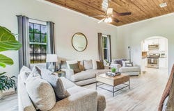 1629 E Lakeview Ave, Pensacola, FL 32503