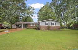 1006 NW Elm Street NW, Hartselle, AL 35640