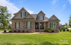335 Wintergreen Court, Kings Mountain, NC 28086