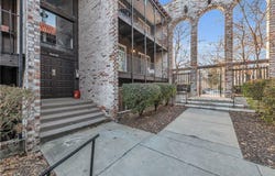 5015 Walnut Street, Kansas City, MO 64112