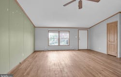 1 PINE ST, FREDERICKSBURG, PA 17026