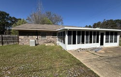 1510 Vine St., Amory, MS 38821