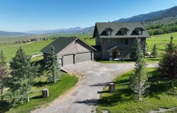 321 WESTERN SKY Drive, Etna, WY 83118